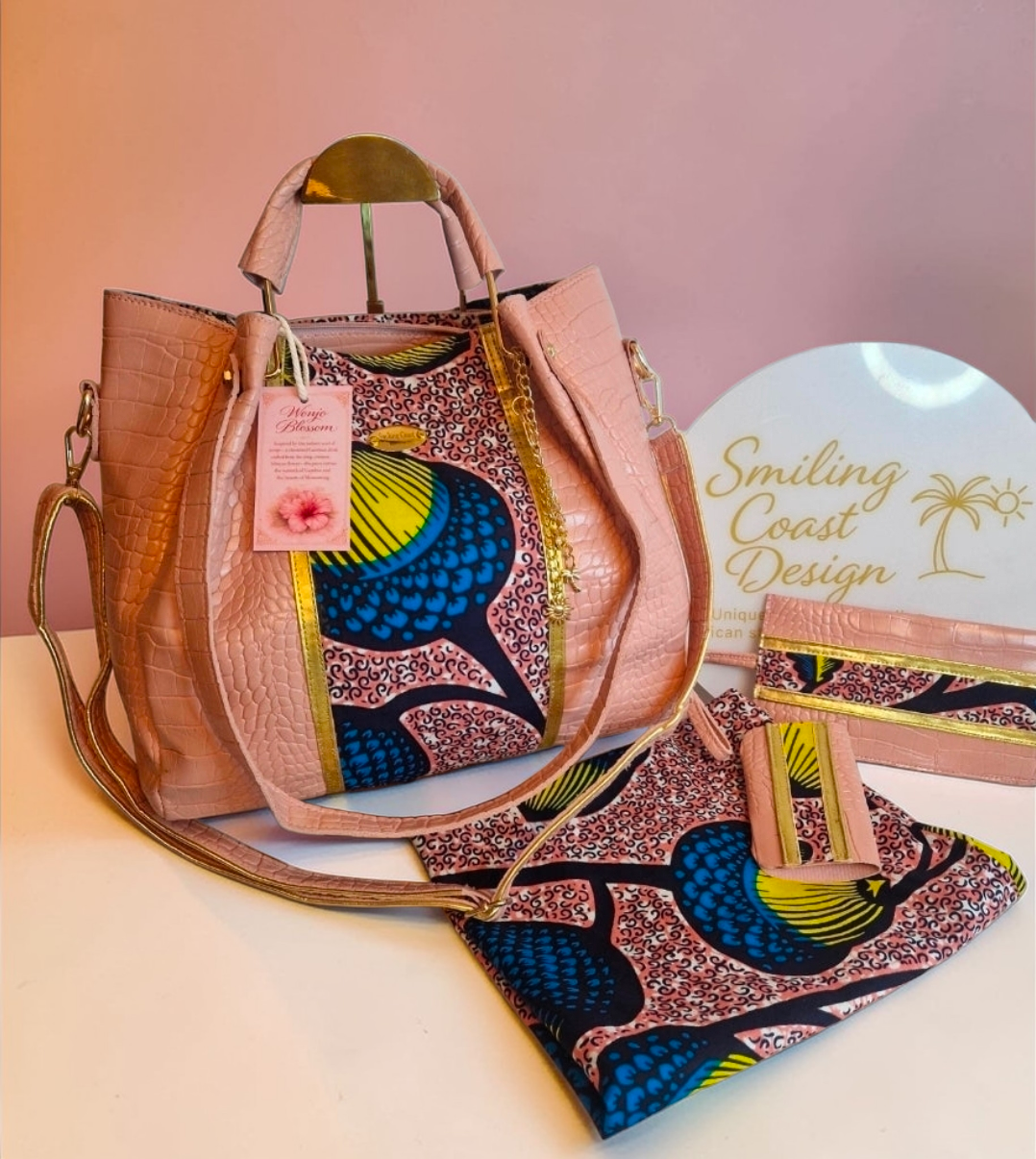 African Wax Print/ Vegan leather Handbag Set (1495 kr)