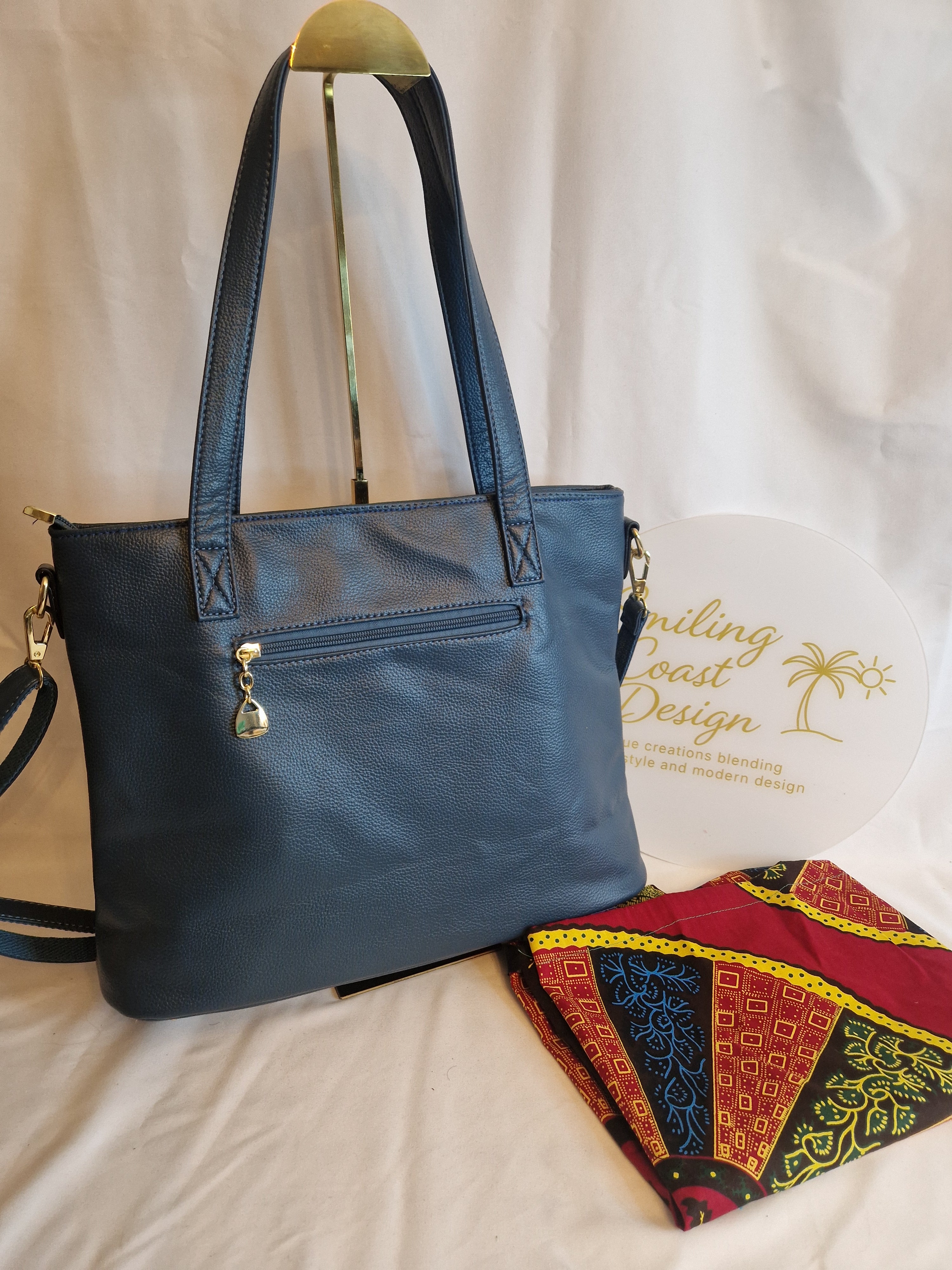 African Wax Print/Vegan Leather  Tote Bag  (1395 kr)