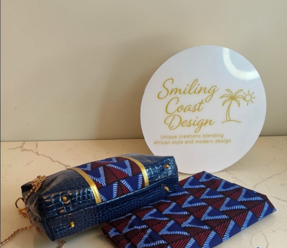 African Wax Print/ Vegan leather Crossbody Bag (795 kr)